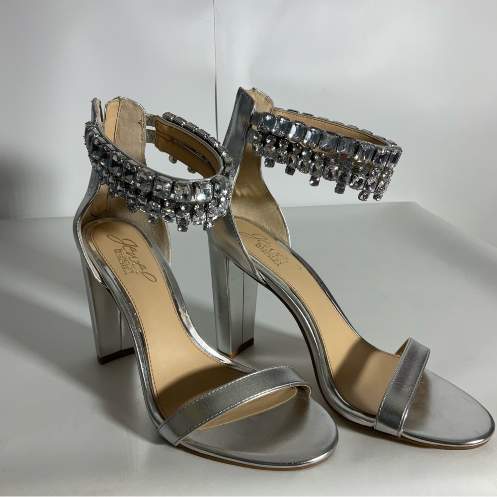 Jewel Badgley Mischa Sexy Silver Metallic Open Toe Double Row Jeweled Sandal Sz7